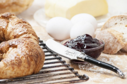 LAGUIOLE SDV-300824 Premium - no�e na maslo 4 ks, rukov� �ierna (2)