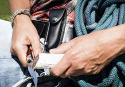 LAGUIOLE SDV-301159 Luxury - vreckov� n�� s puzdrom a br�skom - rukov� palisander (2)