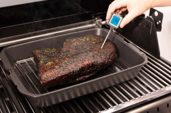 Broil King liatinov� pek�� na rebr� 69610 (3)