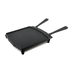 Ooni Grizzler obojstrann� Liatinov� panvica s no�i�kami